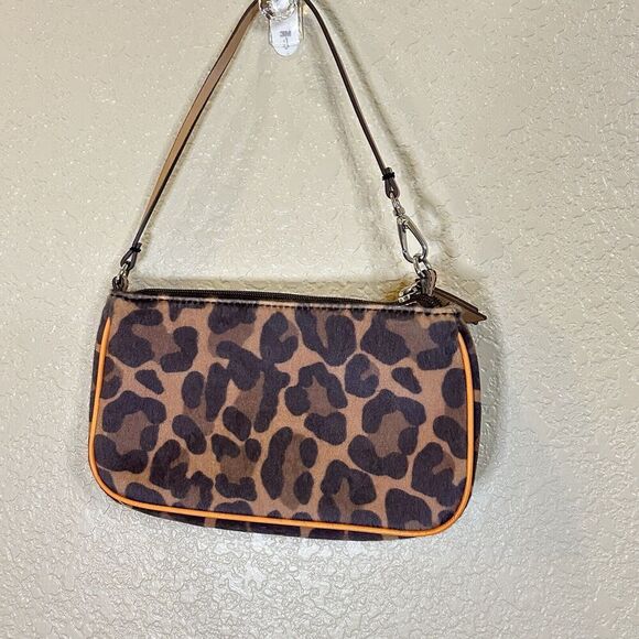 Ann Taylor Live Love Loft Brown & Orange Multi Leopard Cloth CC Zip Wristlet - Picture 4 of 10